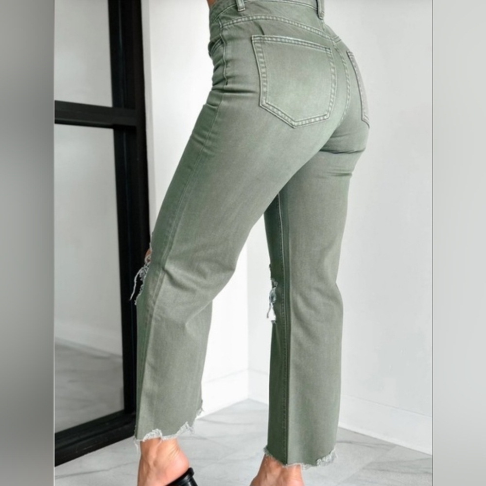 Vervet Flying By Monkey Leslie High Rise 90s Distressed Crop Flare Jeans - Picture 2 of 10
